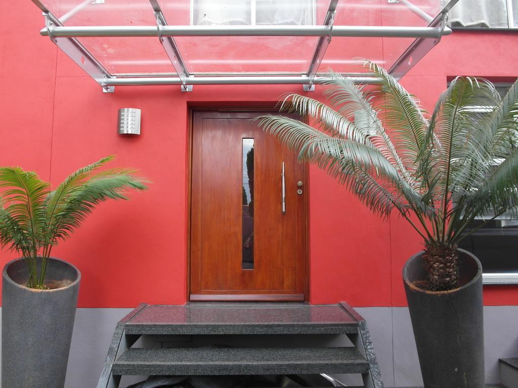 Red Square Home พริทอเรีย ภายนอก รูปภาพ