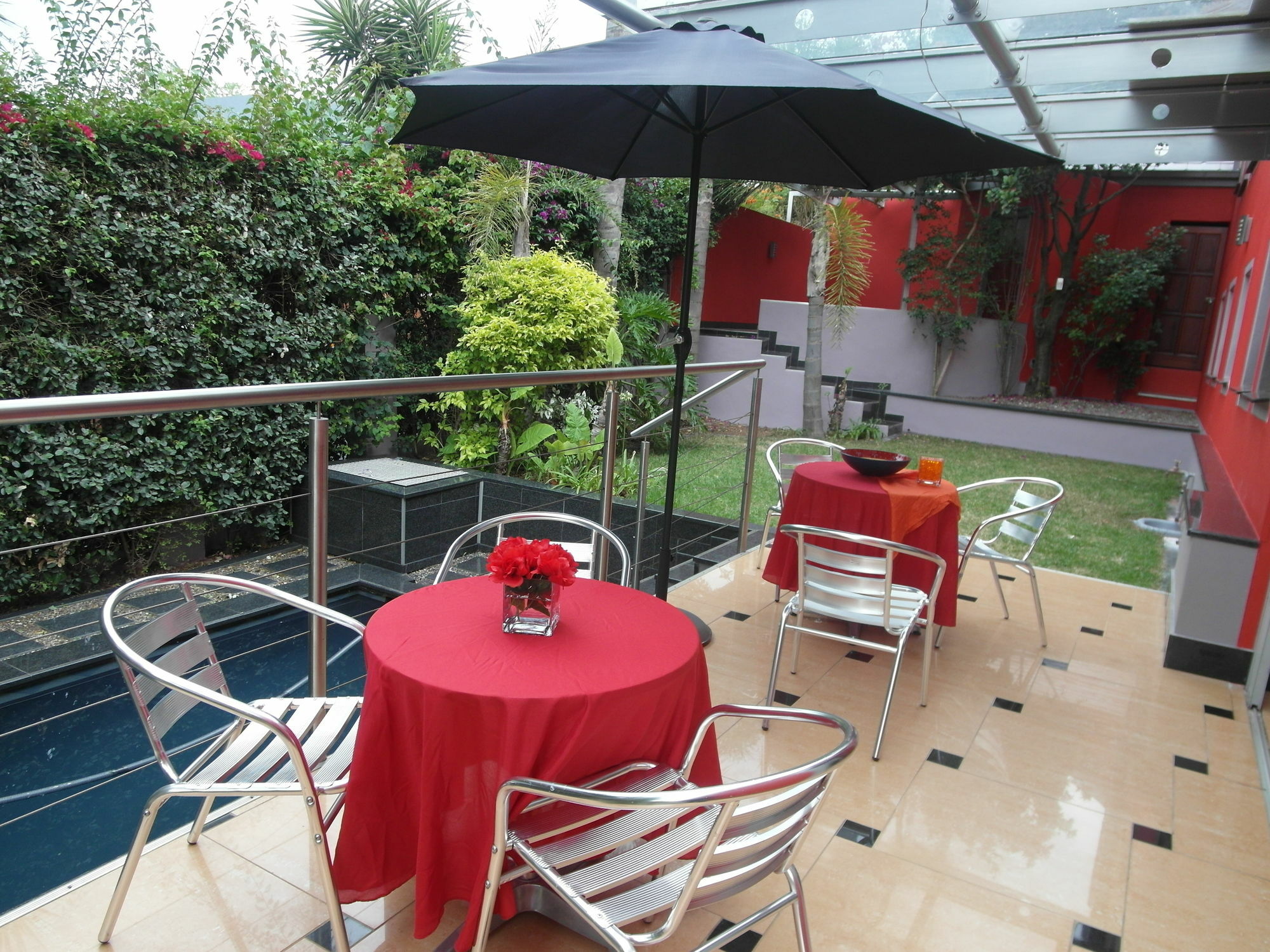 Red Square Home พริทอเรีย ภายนอก รูปภาพ