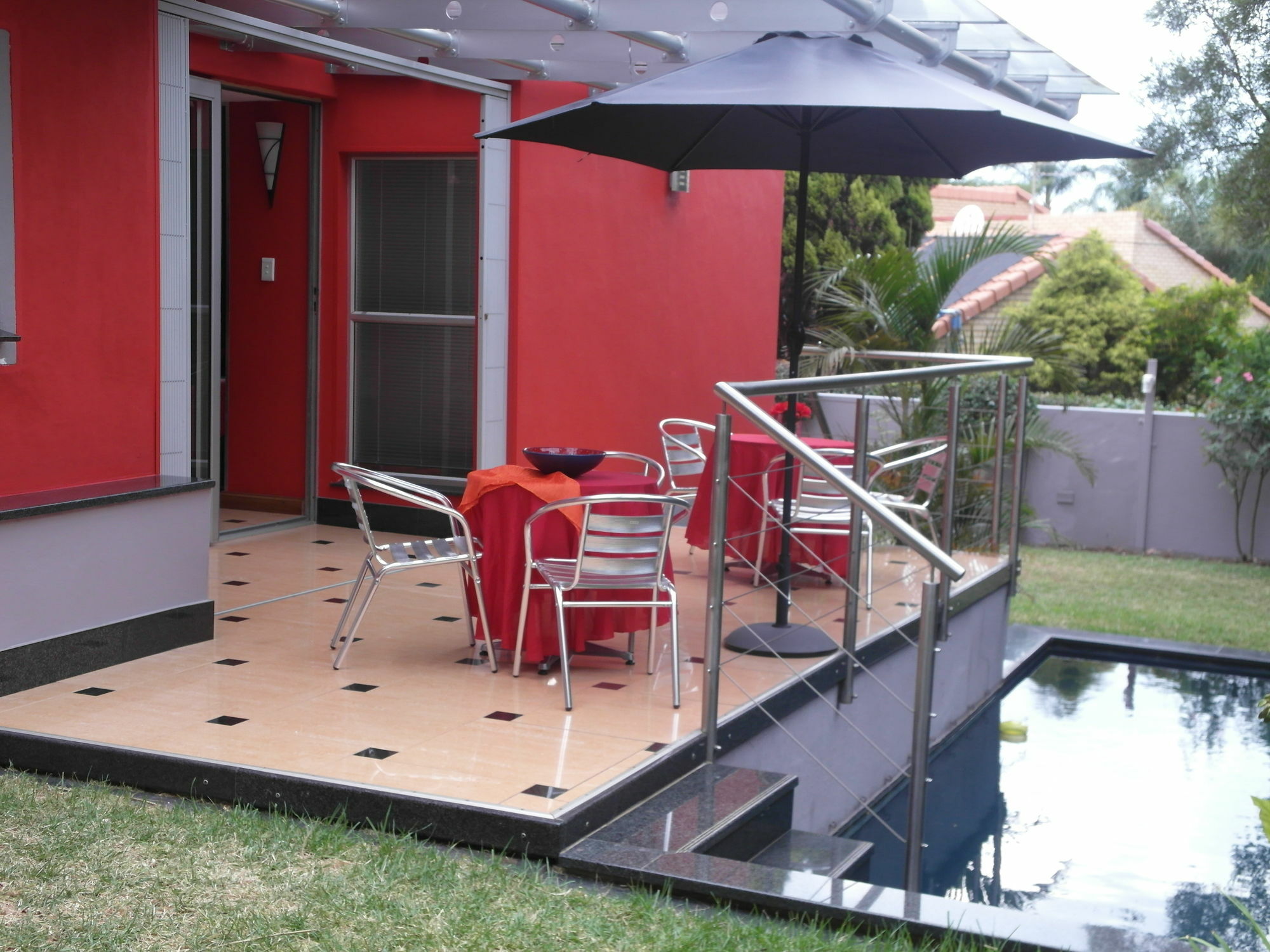 Red Square Home พริทอเรีย ภายนอก รูปภาพ